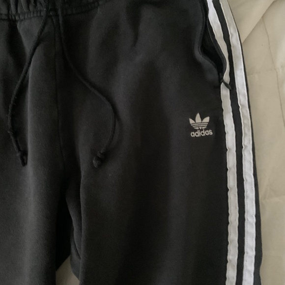 Adidas pants - Picture 2 of 2